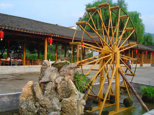 B線：張家界、天子山、寶峰湖（黃龍洞）休閑三日游